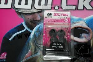 LK Baits ZIG RIG Pop–Up 14mm Black Protein
